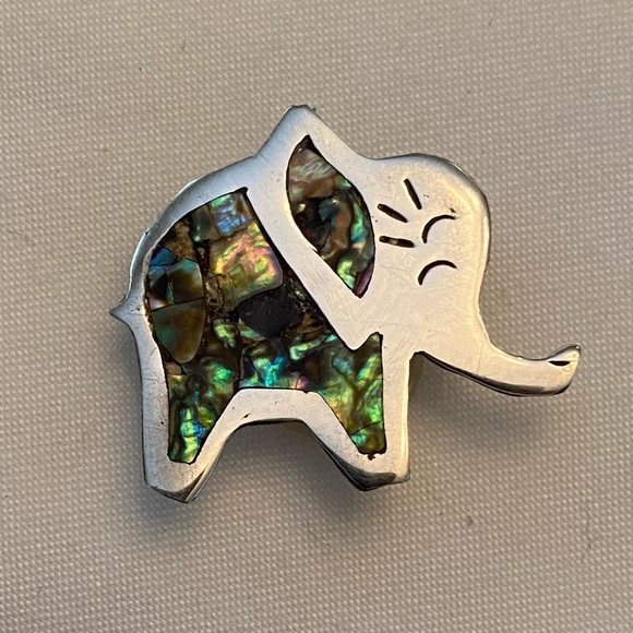 Taxco Jewelry - Vintage SCK Taxco Sterling Silver Abalone Elephant Pin Mexico Signed 1' x 1.16"